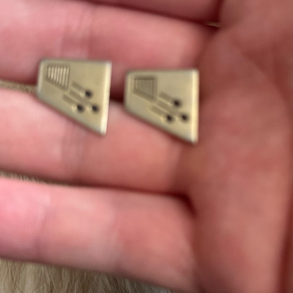 Cufflinks - Picture 2 of 2